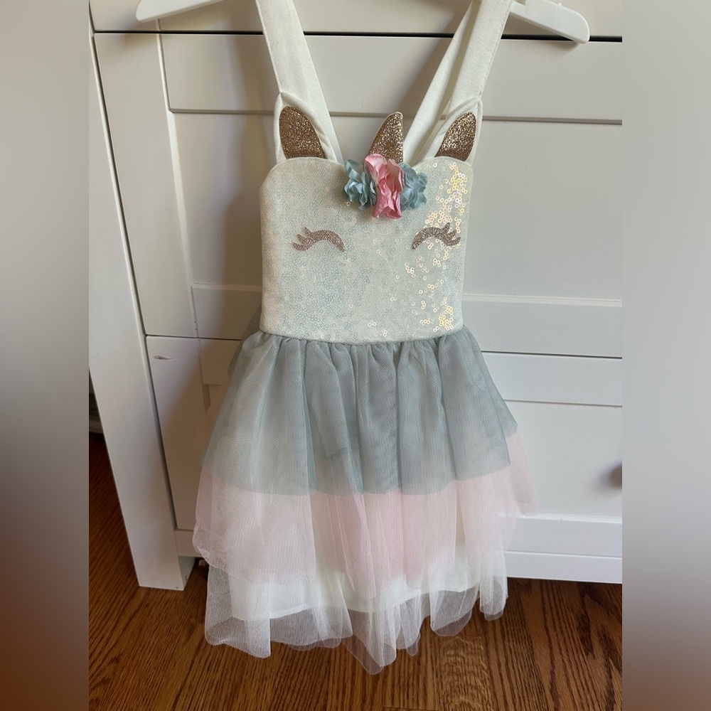Toddler unicorn dress in great condition